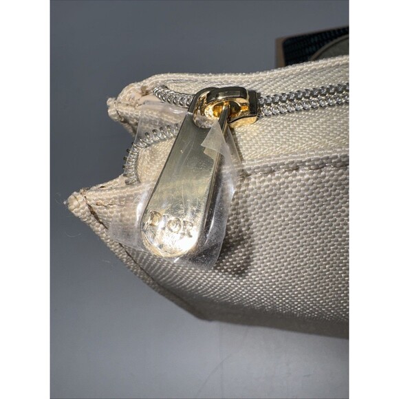 Brand New Christian Dior Small Beige Logo Makeup Beauty Bag 8x5.7 - Picture 2 of 7